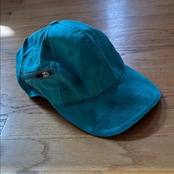 lululemon athletica Teal Hat with Side Zipper - Picture 1 of 7